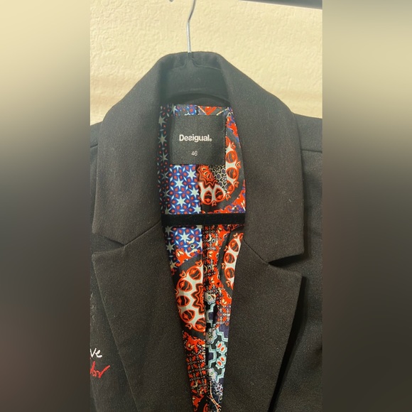 Jacket - Picture 5 of 7